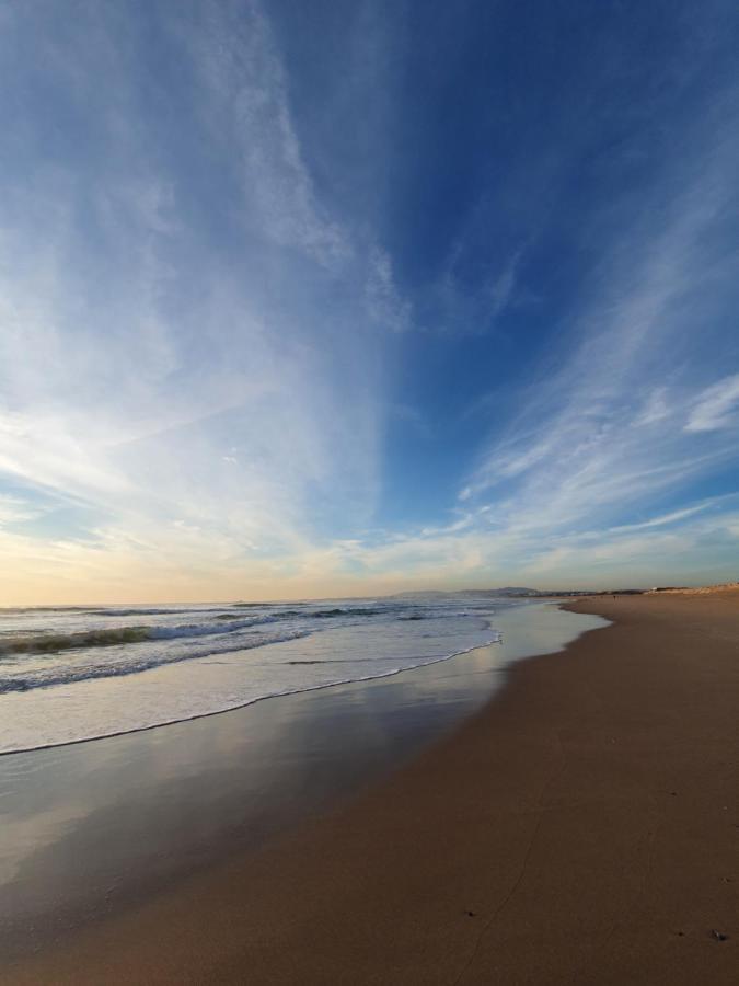 Spacious Beach Flat In Costa Caparica By Soulplaces Costa da Caparica Bagian luar foto